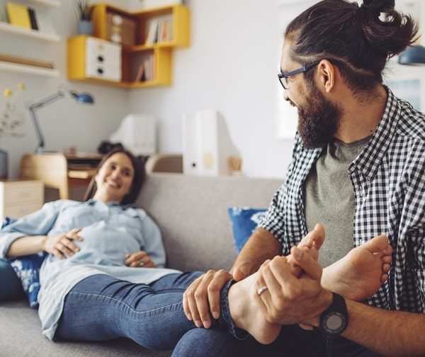 اهمیت ماساژ و لامسه در رابطه جنسی